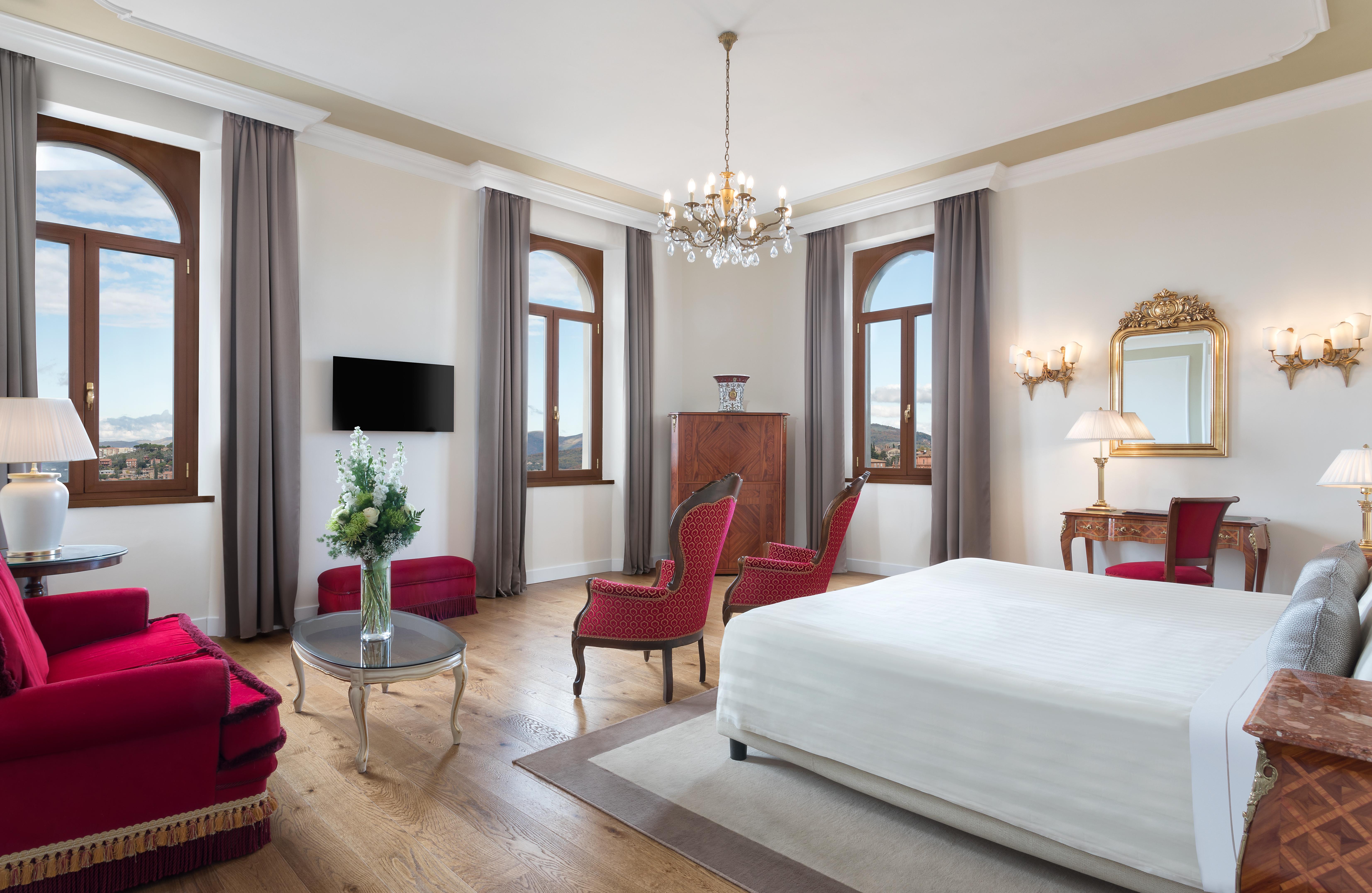 فندق بروفاني بالاس بيرودجا المظهر الخارجي الصورة A room at the hotel