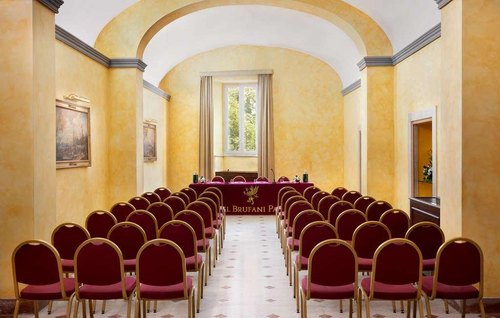 فندق بروفاني بالاس بيرودجا المرافق الصورة The meeting room