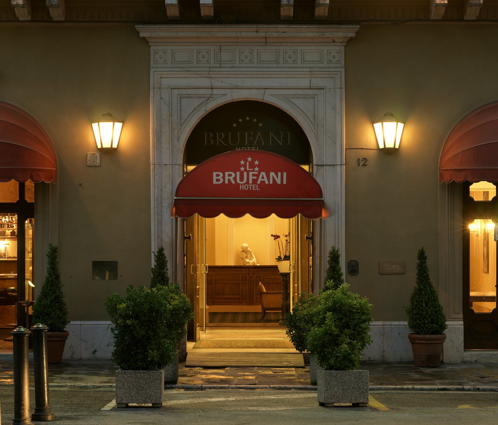 فندق بيرودجافي  فندق بروفاني بالاس المظهر الخارجي الصورة